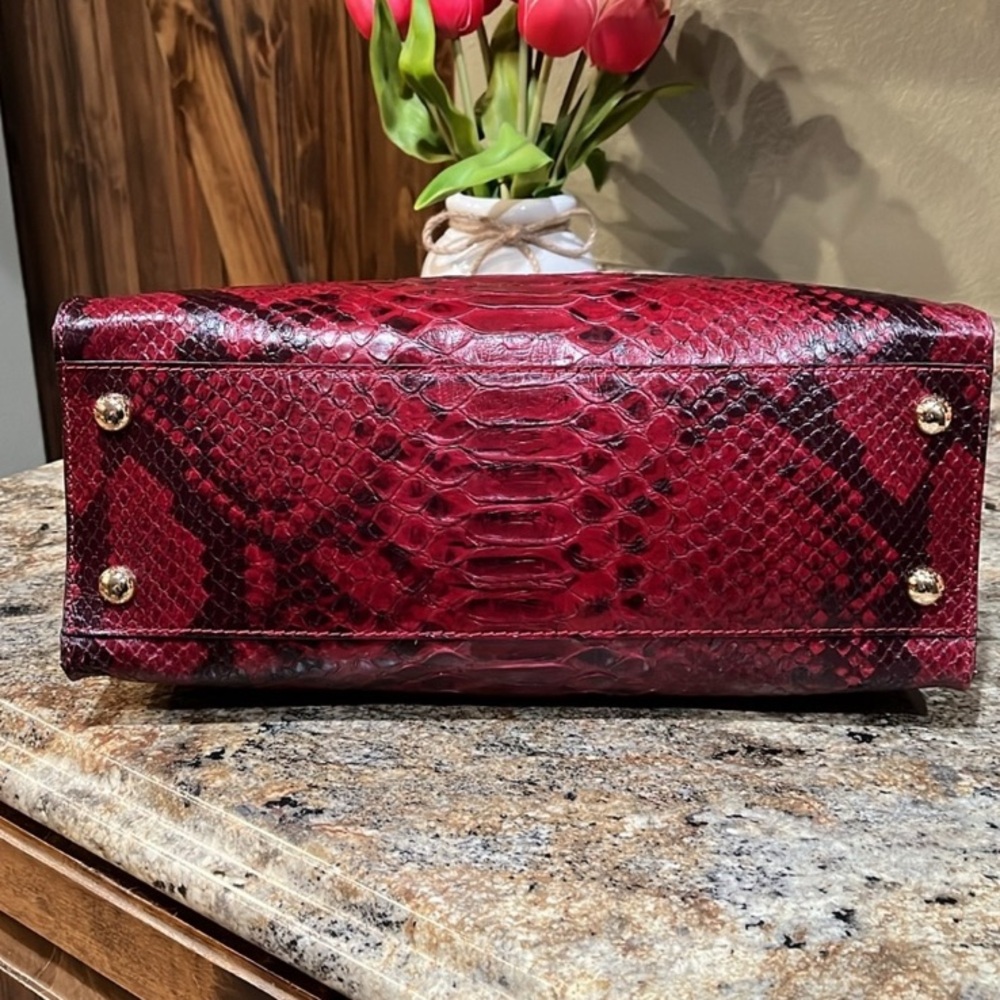 EUC Like New! MICHAEL KORS Collection Hamilton Lrg Red Python Embossed Tote Bag - Picture 8 of 12
